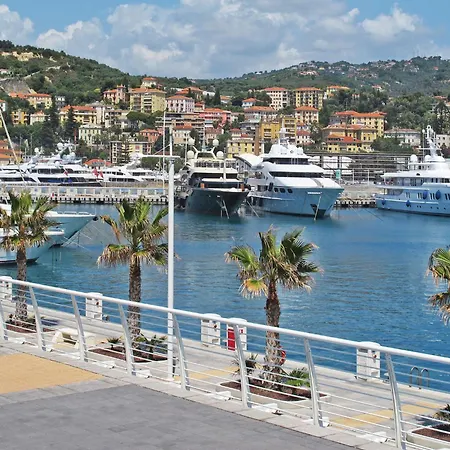 Appartamento Il Risveglio-3 By Interhome Imperia