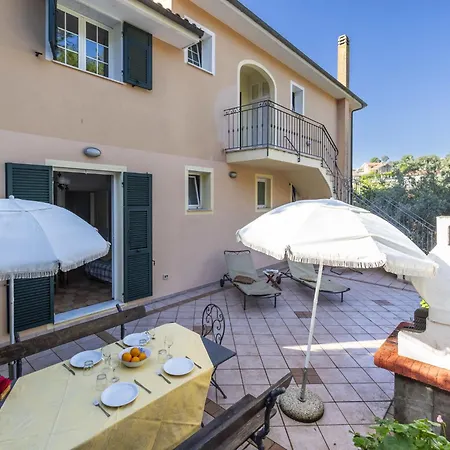 Appartamento Il Risveglio-3 By Interhome Imperia